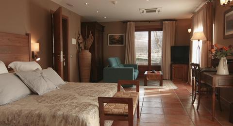 Finca El Ventos Santa Pau Ngoại thất bức ảnh